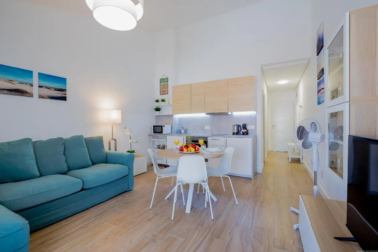 Bright & Stylish Apartment In Chipeque, Los Cristianos Arona