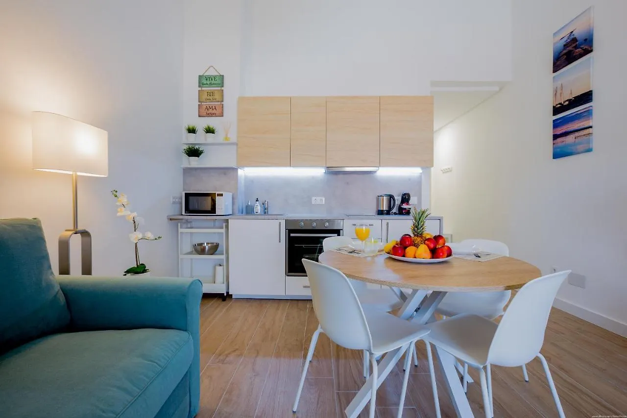 Bright & Stylish Apartment In Chipeque, Los Cristianos Arona  Spain